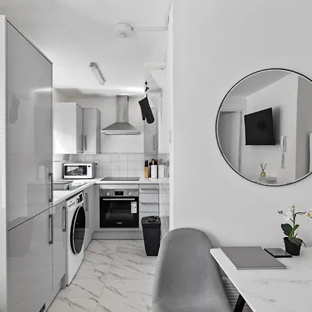 Shades Of White In Mill Hill Apartamento Hendon Quarto foto